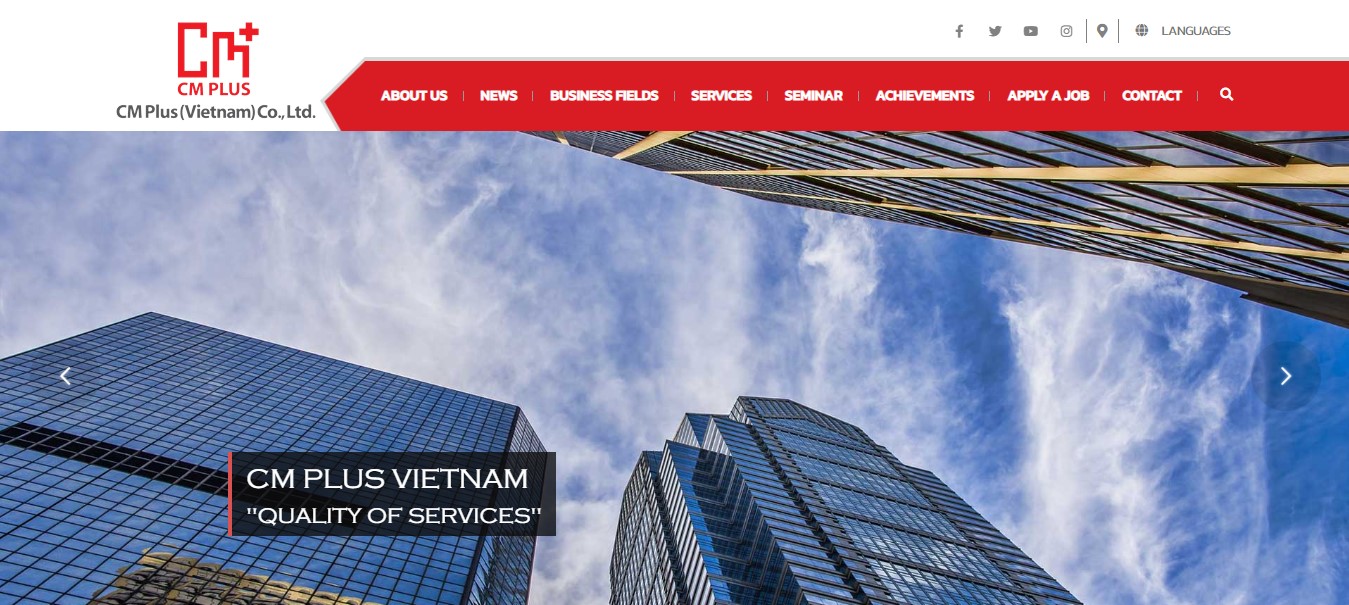 Phần header, banner của Website giới thiệu tập đoàn CM Plus